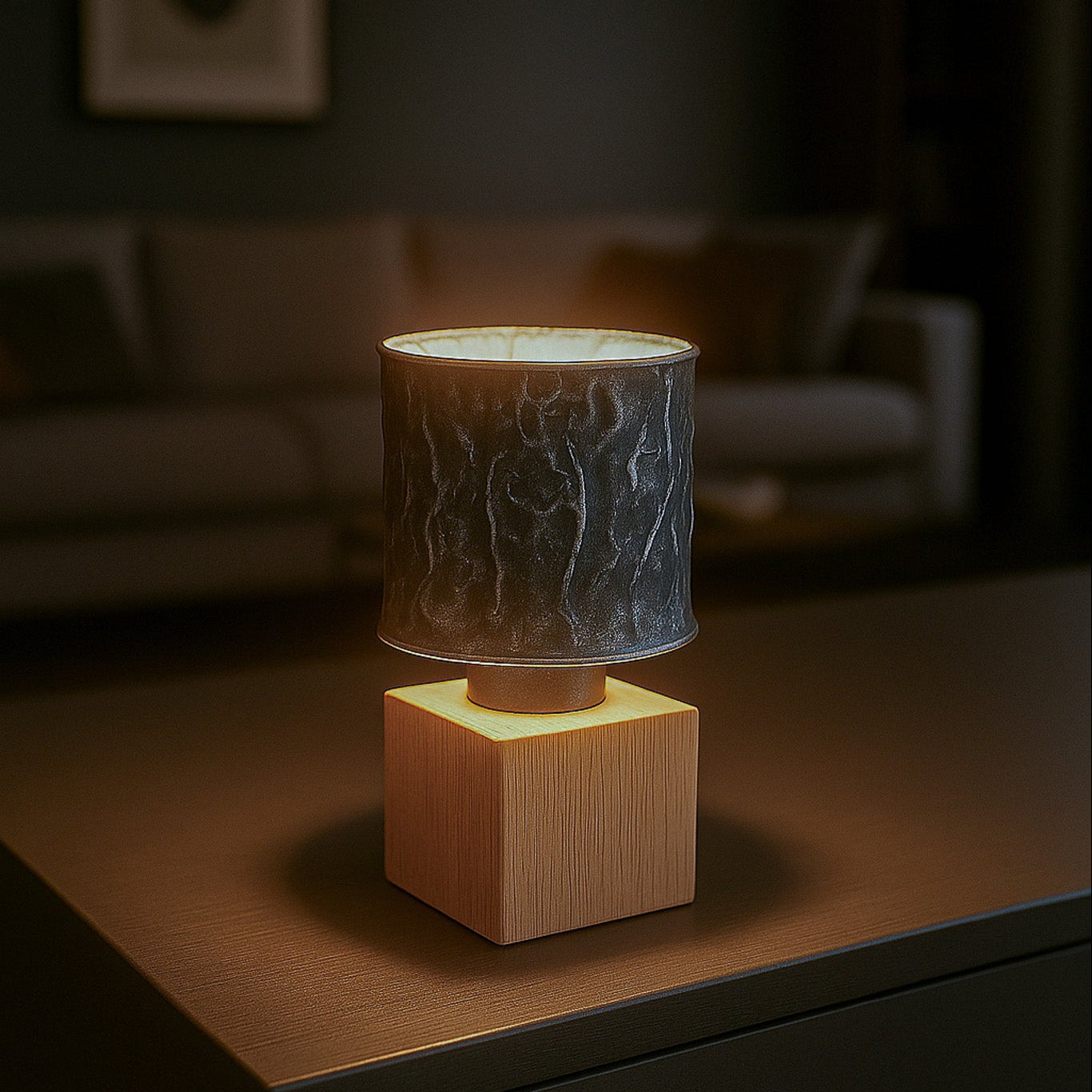 Upcycling Tischlampe aus Aluminium & Eichenholz