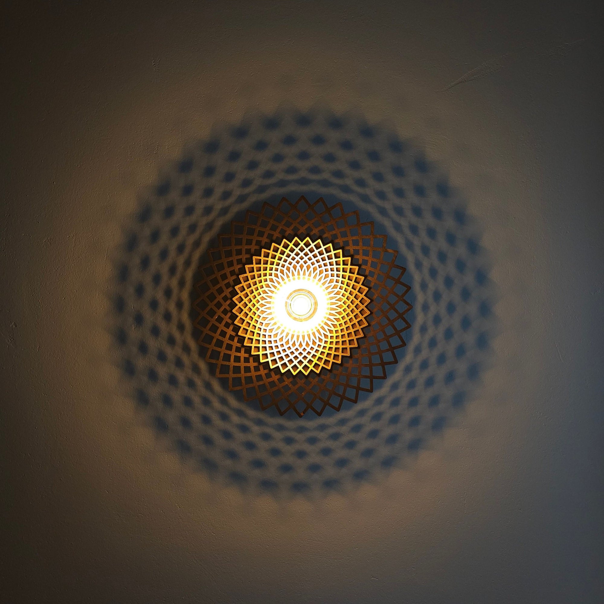 Wandlampe SUN, Ringlicht